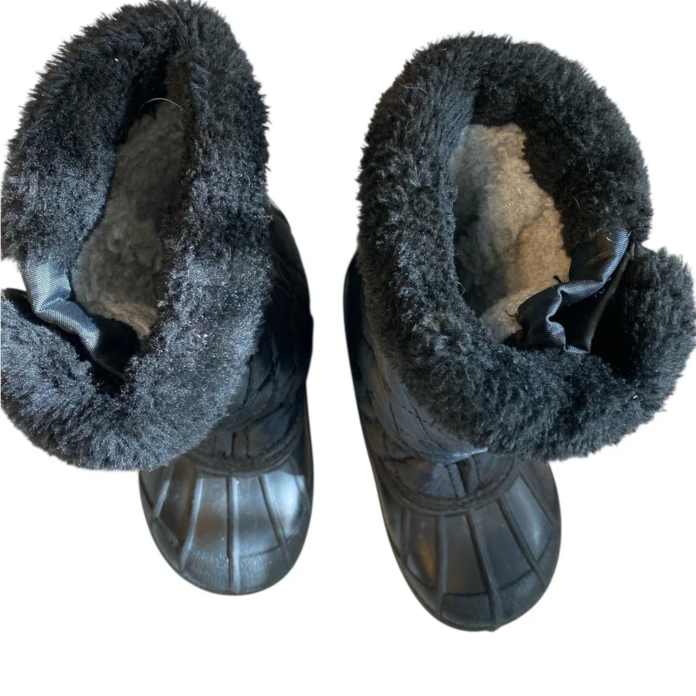 Kids Black Winter Snow Boots size 11